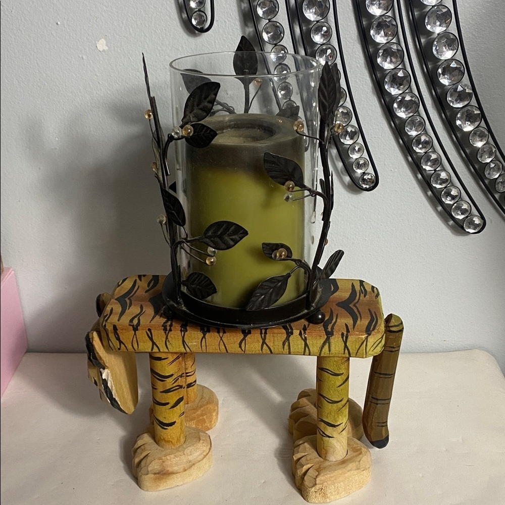 Vintage Carved Tiger Hand Painted Decor/ Plant Stand 7”X 10”